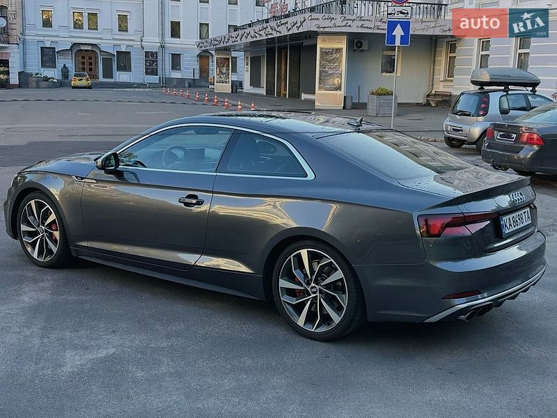 Купе Audi S5 2017 в Киеве
