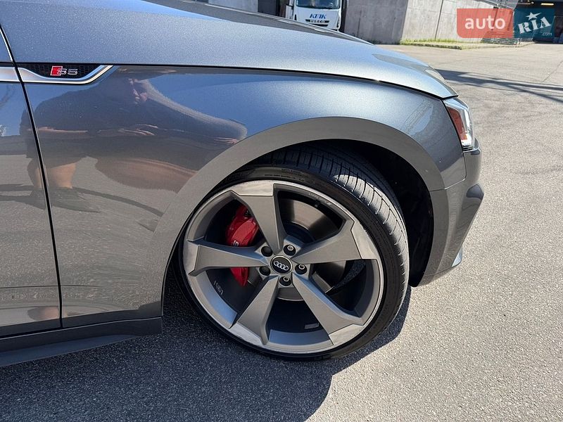 Кабріолет Audi S5 2019 в Києві фото 12 Кабріолет Audi S5 2019 в Києві