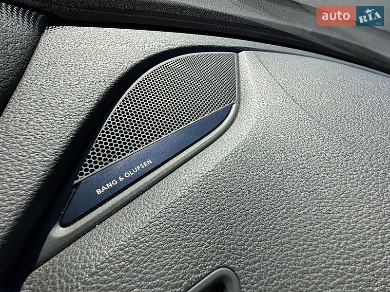 Кабріолет Audi S5 2019 в Києві фото 25 Кабріолет Audi S5 2019 в Києві