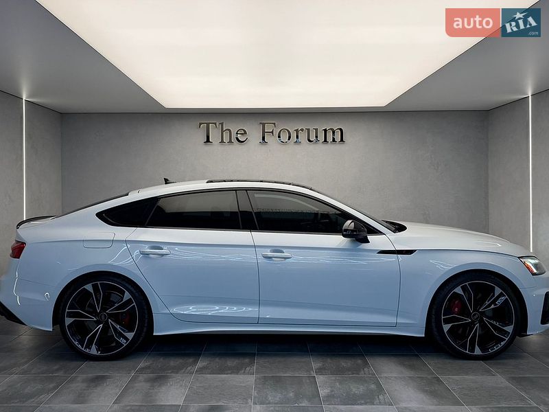 Купе Audi S5 2024 в Одессе