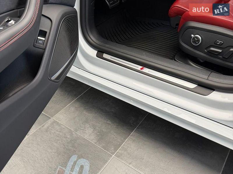 Купе Audi S5 2024 в Одессе