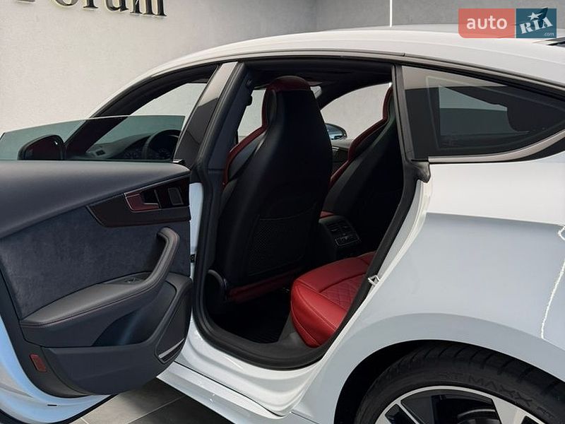 Купе Audi S5 2024 в Одессе