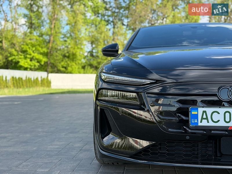 Универсал Audi S6 e-tron 2025 в Луцке
