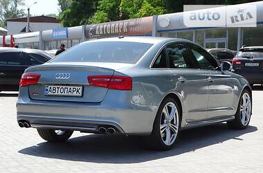 Седан Audi S6 2013 в Днепре