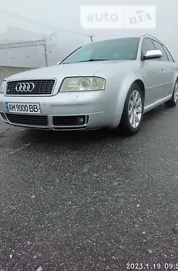 Audi S6 2001