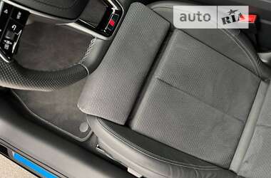 Седан Audi S6 2022 в 