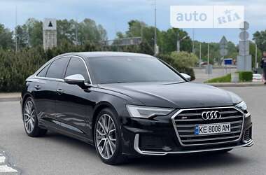 Седан Audi S6 2022 в 