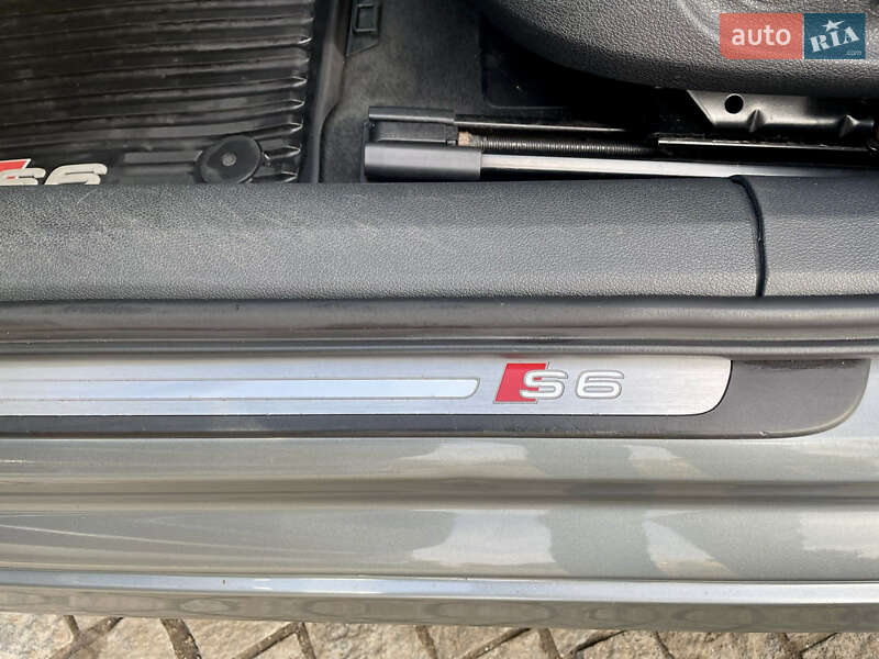 Седан Audi S6 2013 в Днепре