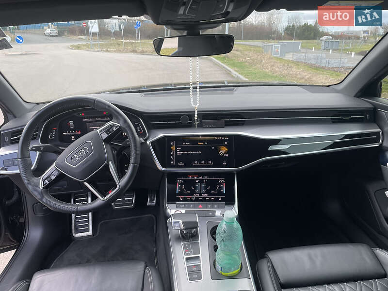 Седан Audi S6 2019 в Мукачево