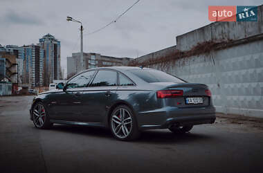 Седан Audi S6 2017 в 