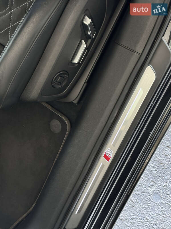 Седан Audi S6 2020 в Киеве