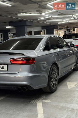 Седан Audi S6 2016 в 