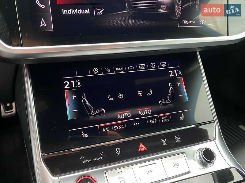 Седан Audi S6 2023 в Львові