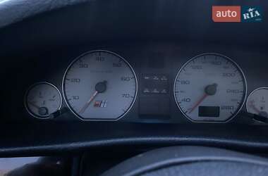 Седан Audi S6 1995 в 