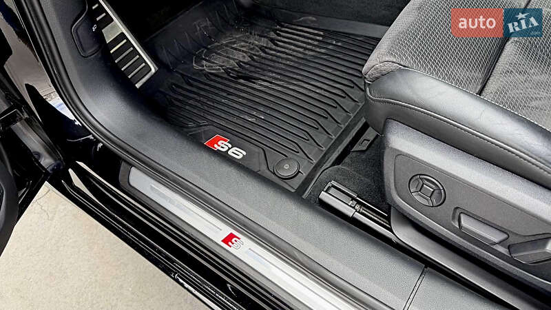 Седан Audi S6 2021 в Киеве
