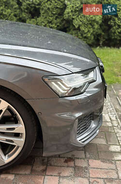Седан Audi S6 2022 в 