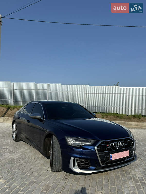 Седан Audi S6 2020 в Львове