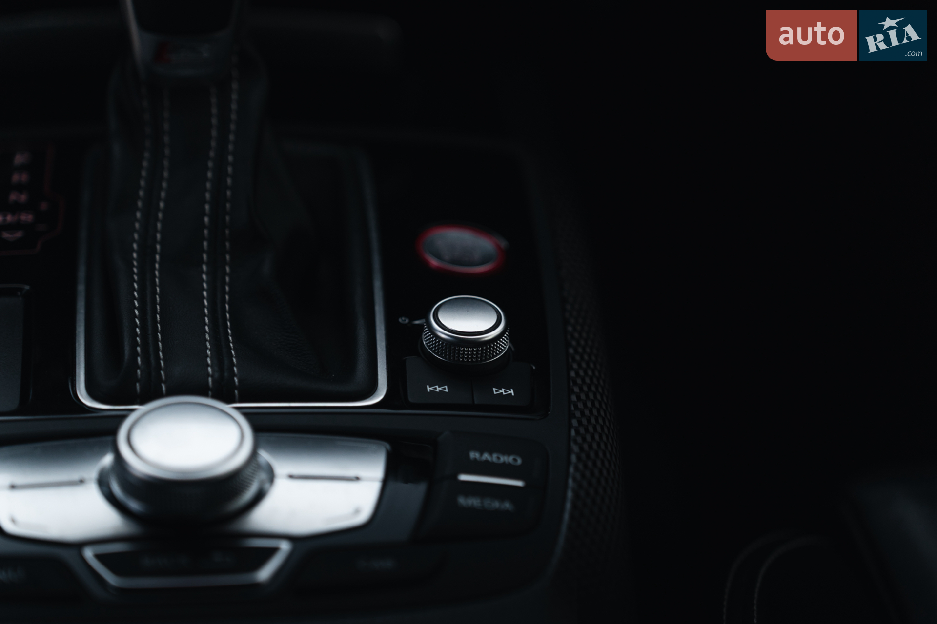 2015 Audi S6 - мініатюра 5