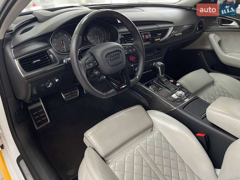 Седан Audi S6 2015 в Киеве