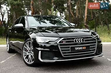 Седан Audi S6 2021 в 