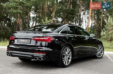 Седан Audi S6 2021 в 