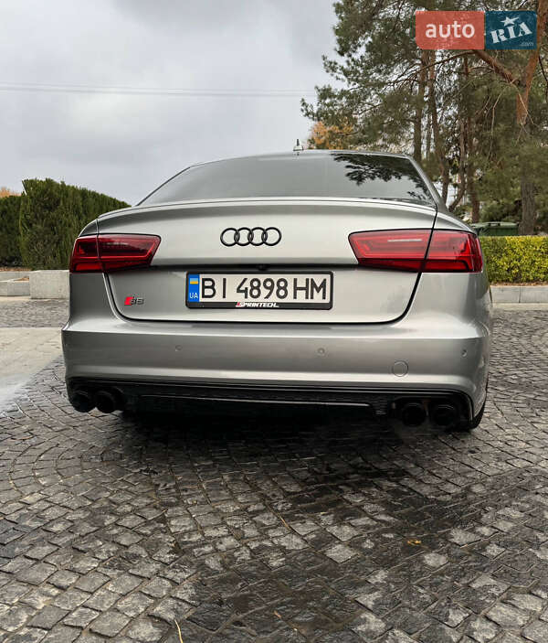 Седан Audi S6 2014 в Днепре