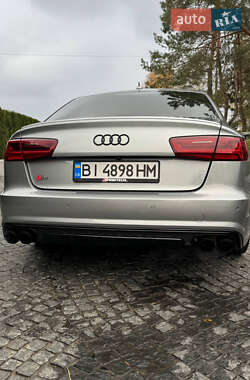 Седан Audi S6 2014 в 