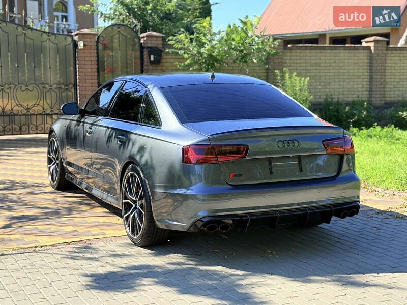 Седан Audi S6 2016 в Киеве
