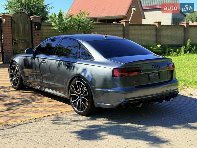 Седан Audi S6 2016 в Киеве