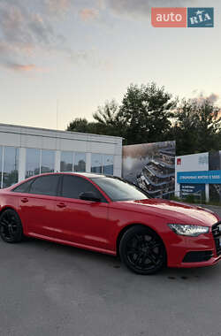 Седан Audi S6 2012 в 
