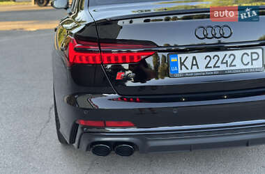 Седан Audi S6 2021 в 