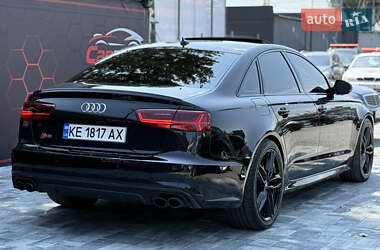 Седан Audi S6 2017 в 