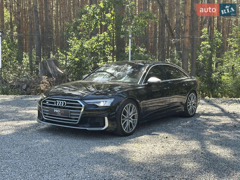 Седан Audi S6 2022 в Гостомелі