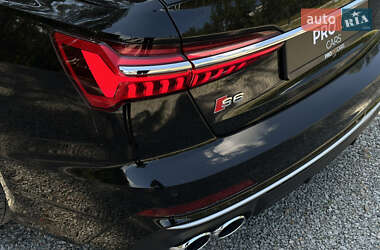 Седан Audi S6 2022 в Гостомелі