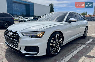 Седан Audi S6 2019 в 