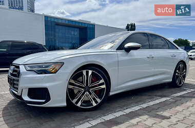 Седан Audi S6 2019 в 