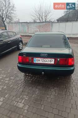 Седан Audi S6 1996 в 