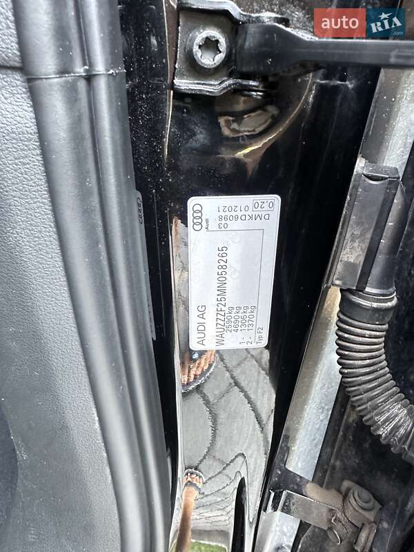 Седан Audi S6 2021 в Киеве