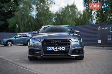 Седан Audi S6 2017 в 