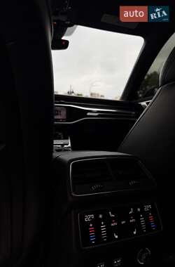 Седан Audi S6 2021 в 