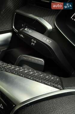 Седан Audi S6 2021 в 