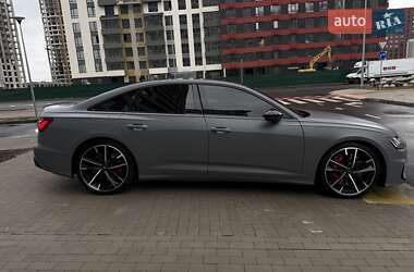 Седан Audi S6 2021 в 