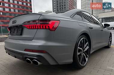 Седан Audi S6 2021 в 