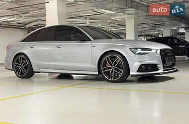 Седан Audi S6 2016 в 