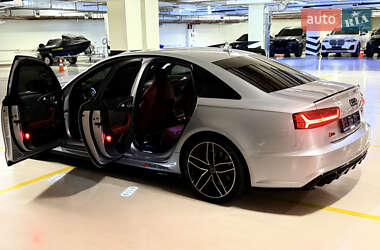 Седан Audi S6 2016 в 