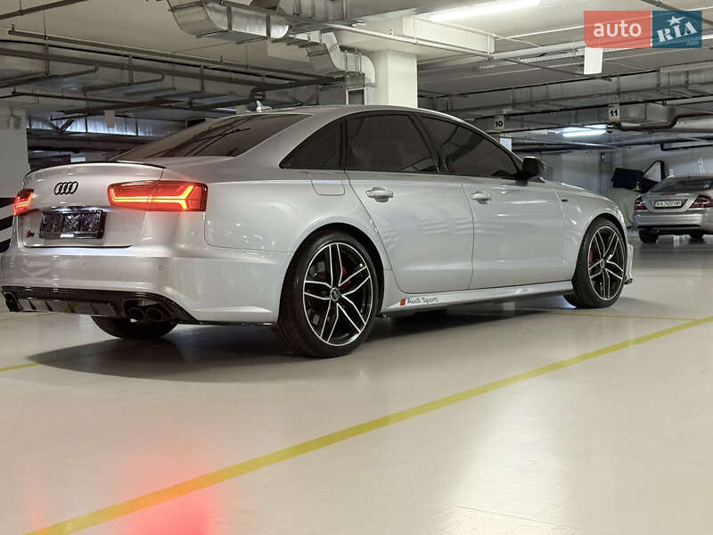Седан Audi S6 2016 в Киеве