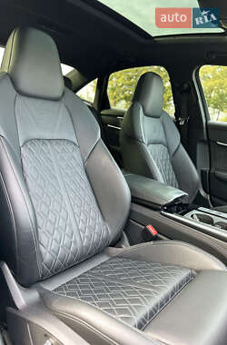 Седан Audi S6 2021 в 