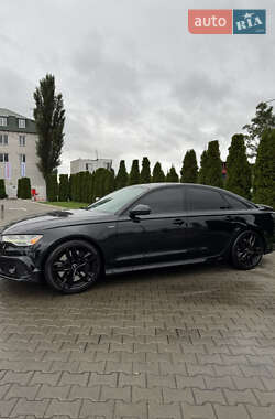 Седан Audi S6 2016 в 