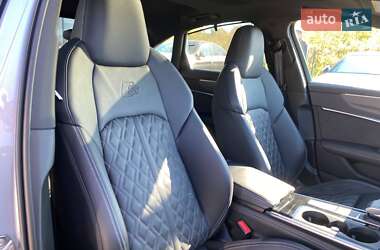 Седан Audi S6 2023 в 