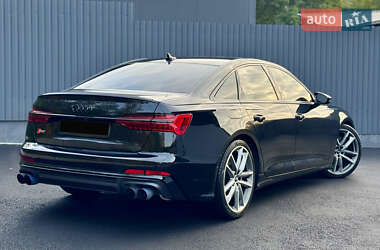 Седан Audi S6 2019 в 